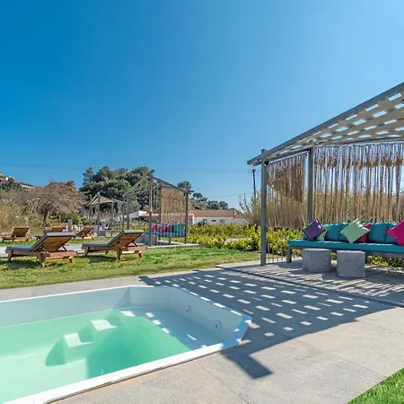 Mythos Luxury Villa-skiathos Апартаменты *