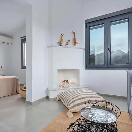 Mythos Luxury Villa-skiathos * Трулос