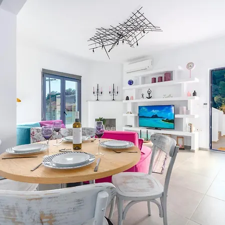 Mythos Luxury Villa-skiathos Трулос