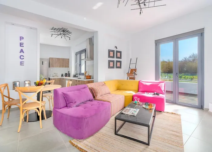 Mythos Luxury Villa-skiathos * Troulos