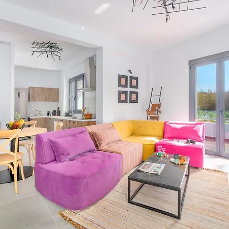 Mythos Luxury Villa-skiathos * ترولو