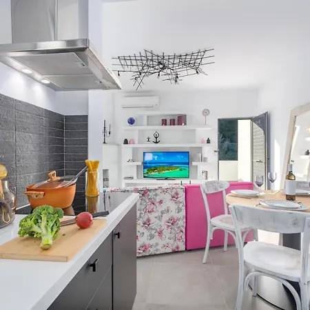 شقة Mythos Luxury Villa-skiathos *