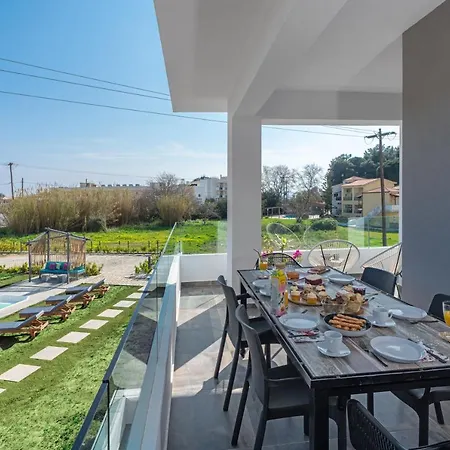 Mythos Luxury Villa-skiathos Apartment Troulos
